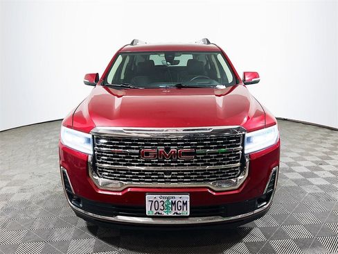 Used 2020 GMC Acadia Denali w/ Denali Ultimate Package image 3