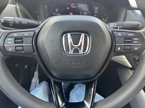 Used 2024 Honda Accord EX image 10