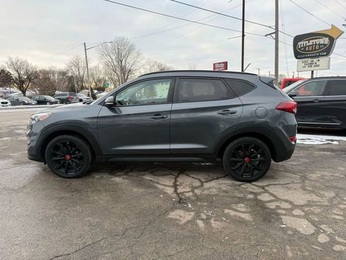 Used 2017 Hyundai Tucson Night image 2