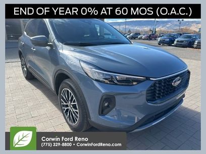 New 2025 Ford Escape SE w/ PHEV Premium Package