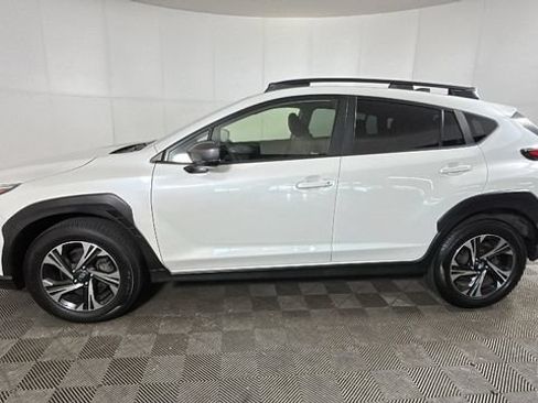 Used 2024 Subaru Crosstrek 2.0i Premium AWD/4WD image 5