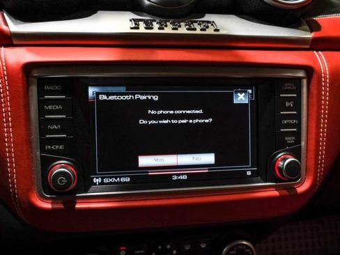 Used 2018 Ferrari California T image 34