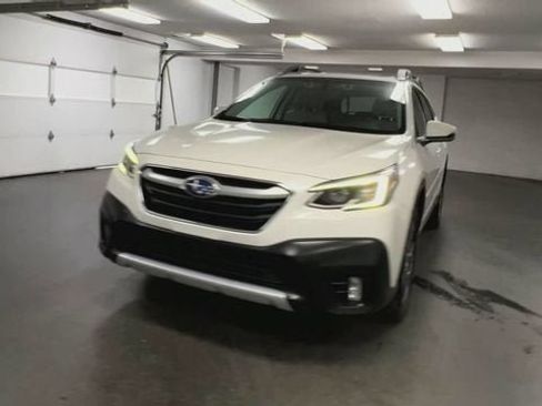 Used 2022 Subaru Outback Limited XT AWD/4WD image 3