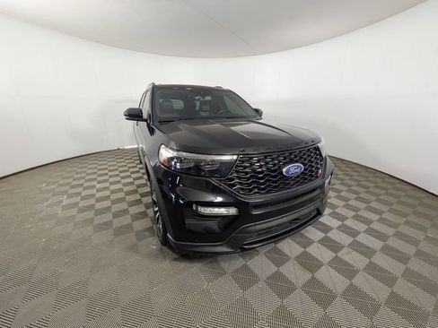 Used 2020 Ford Explorer ST w/ Premium Technology Package AWD/4WD image 32