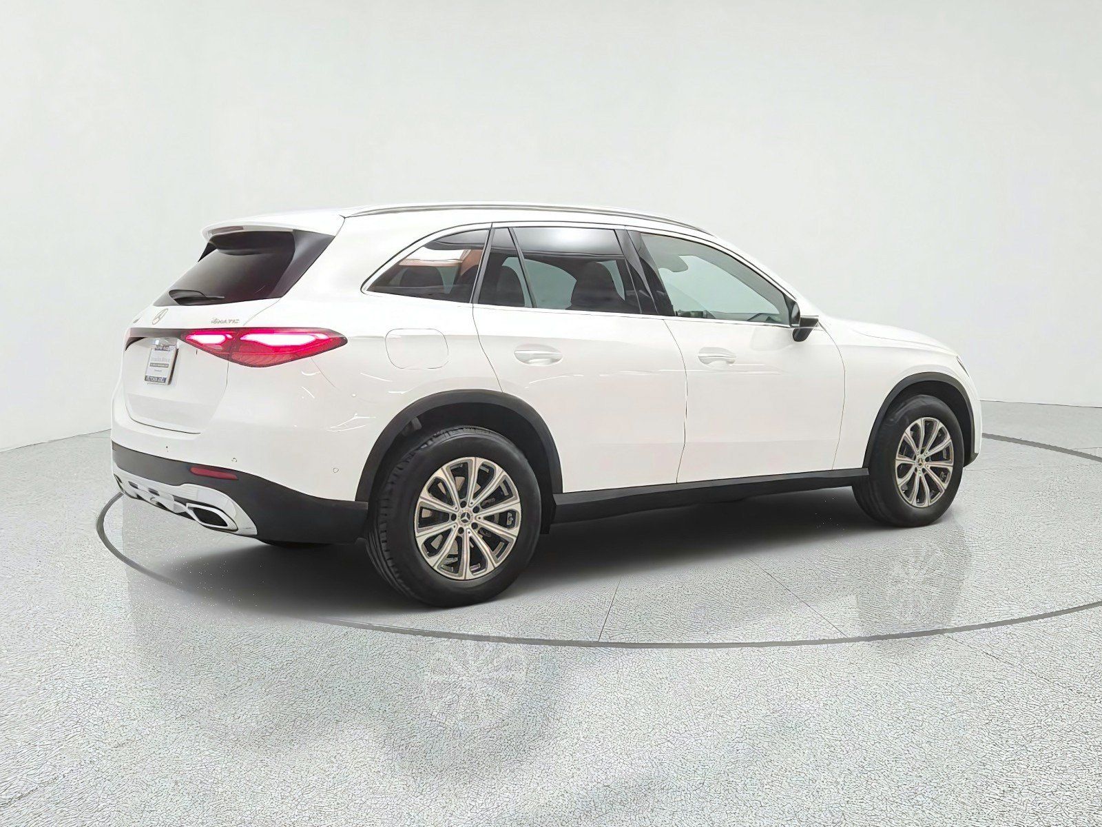 Certified 2026 Mercedes-Benz GLC 300 4MATIC image 5