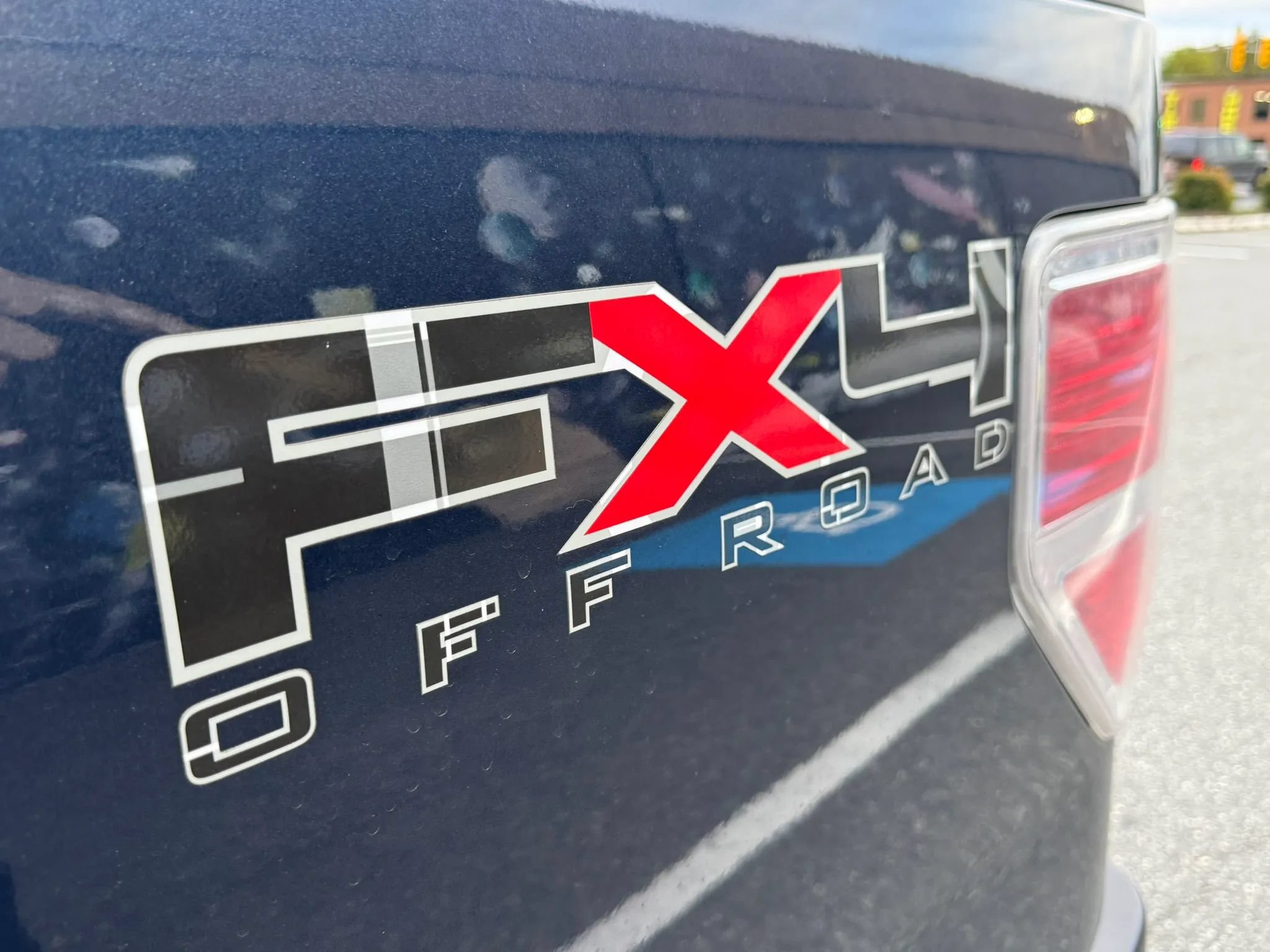 Used 2013 Ford F150 XLT w/ XLT Chrome Pkg AWD/4WD image 7