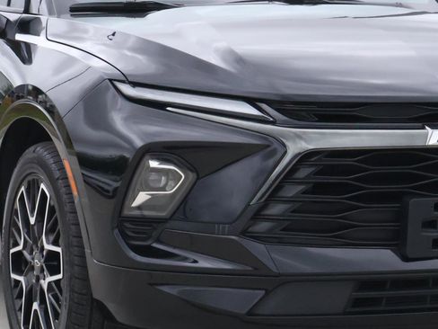 Used 2024 Chevrolet Blazer RS w/ Driver Confidence II Package FWD image 9