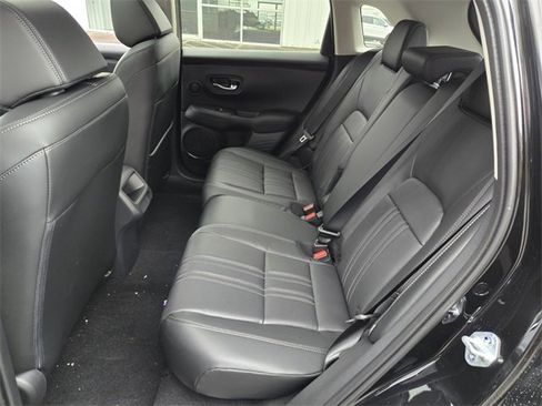 New 2026 Honda HR-V EX-L image 6
