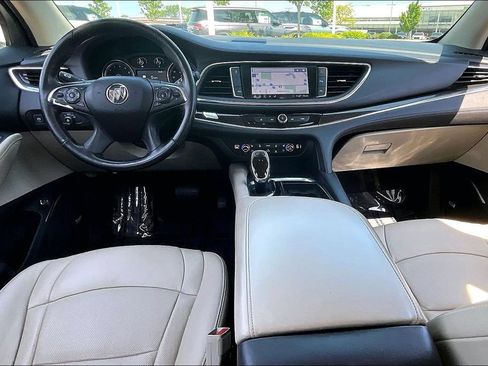 Used 2020 Buick Enclave Premium w/ Sun and Sites Package FWD image 21