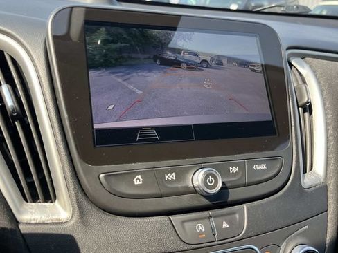 Used 2024 Chevrolet Malibu LT FWD image 38