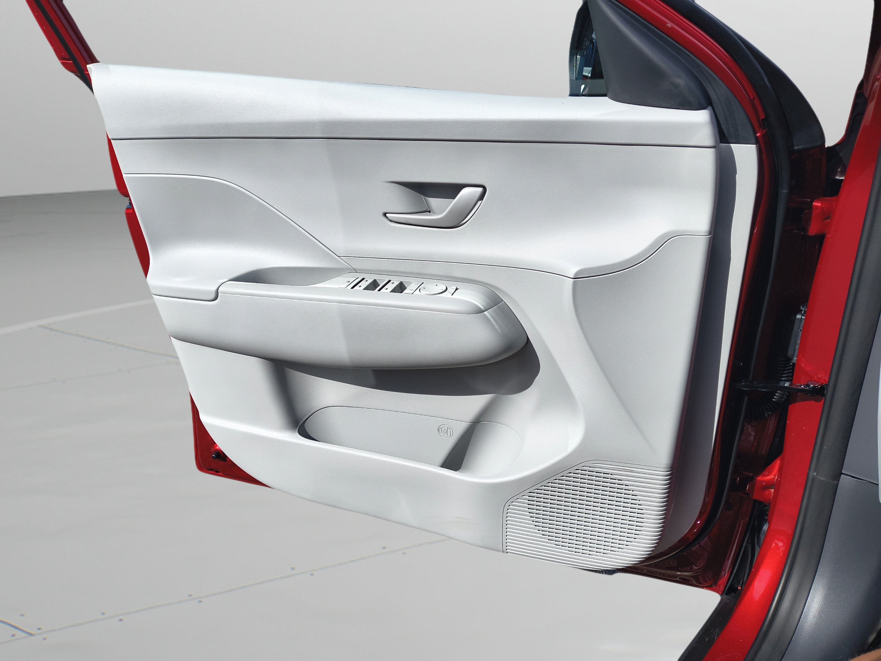 New 2027 Hyundai Kona SE FWD image 21