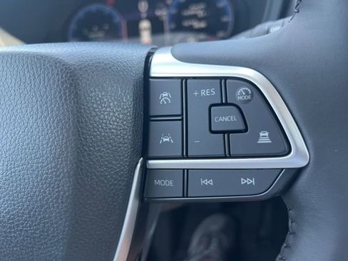 New 2026 Toyota Grand Highlander FWD image 26