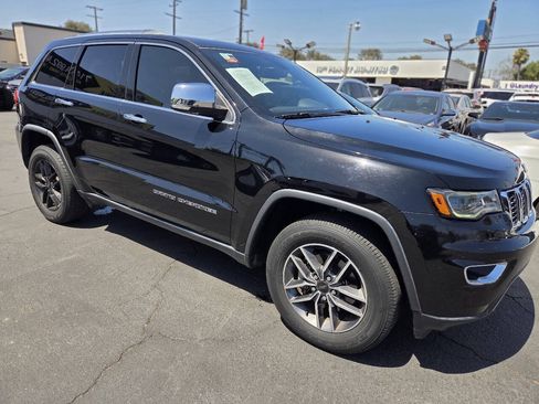 Used 2017 Jeep Grand Cherokee Limited w/ Luxury Group II RWD image 10