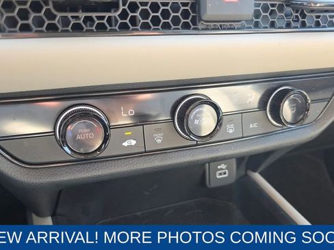 Used 2023 Honda HR-V LX image 19