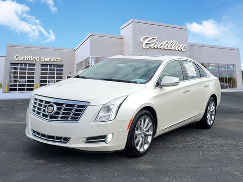 Used 2014 Cadillac XTS Luxury w/ Driver Awareness Package image 1