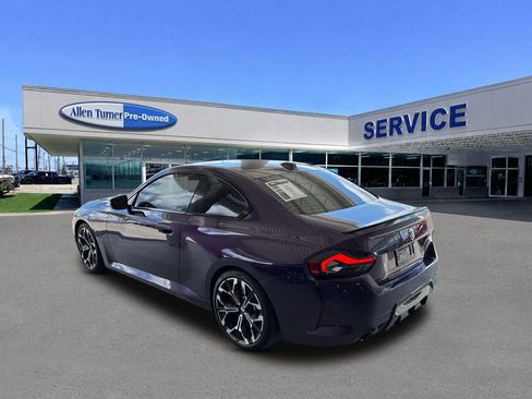 Used 2025 BMW 230i Coupe w/ M Sport Package RWD image 5