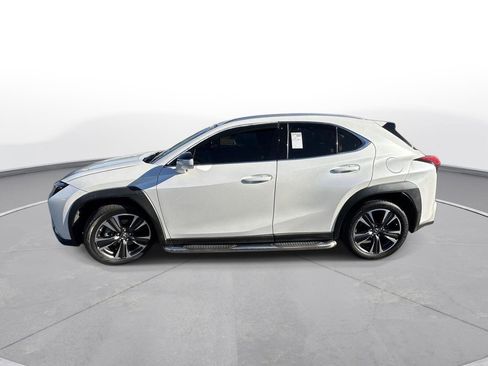 Used 2020 Lexus UX 200 image 9