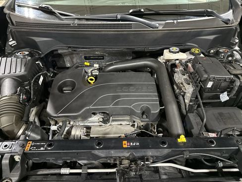 Used 2023 Chevrolet Equinox LT FWD image 25