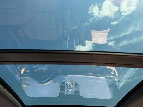 Used 2019 Porsche Macan AWD/4WD image 29