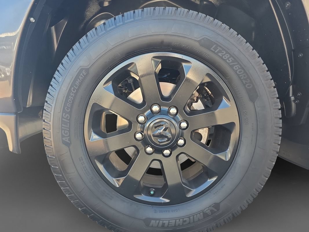 Used 2022 RAM 2500 Laramie AWD/4WD image 16