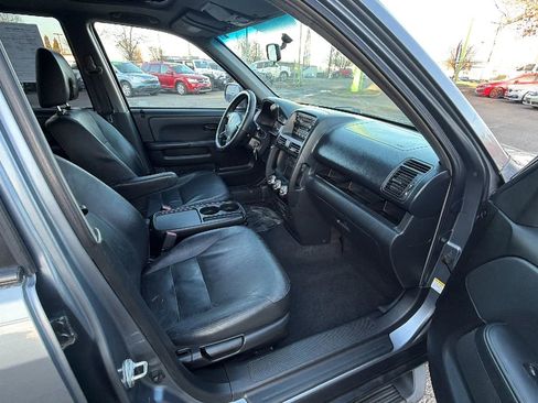 Used 2005 Honda CR-V EX image 16