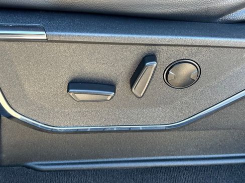 Used 2024 Ford F250 Lariat image 14