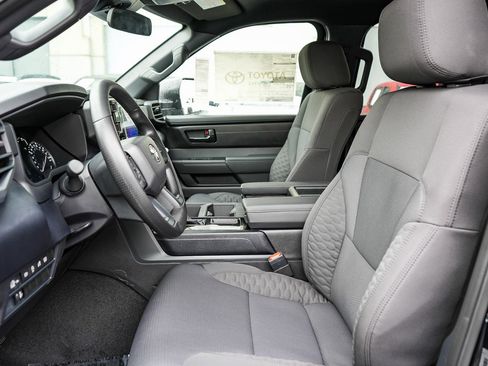 New 2026 Toyota Tundra SR image 33