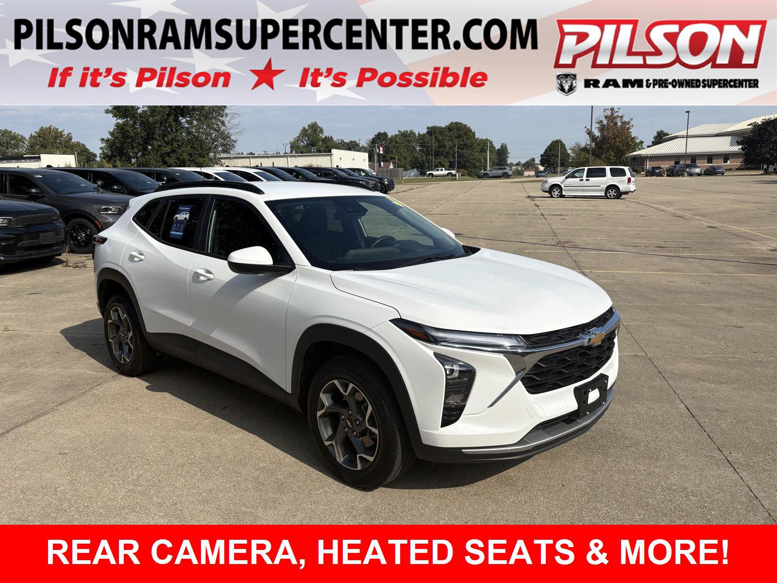 Used 2025 Chevrolet Trax LT w/ LT Convenience Package FWD image 1