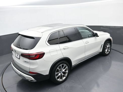 Used 2023 BMW X5 xDrive40i w/ Luxury Seating Package AWD/4WD image 35
