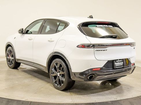 Used 2024 Dodge Hornet R/T image 9