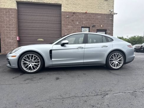 Used 2019 Porsche Panamera w/ Premium Package Plus RWD image 2