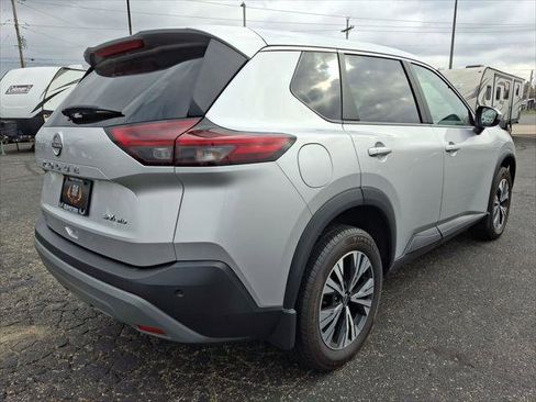 Used 2023 Nissan Rogue SV image 24
