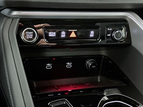 New 2025 Audi Q5 Premium Plus image 16