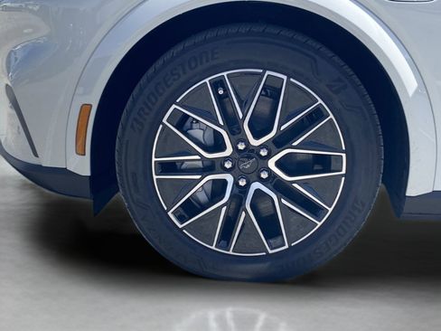 New 2025 Ford Mustang Mach-E Premium image 34