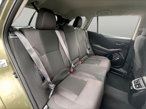 Used 2023 Subaru Outback Premium AWD/4WD image 18