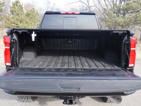 New 2026 Chevrolet Silverado 2500 ZR2 w/ LPO, Dark Essentials Package image 7
