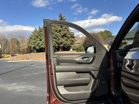 Used 2023 Chevrolet Tahoe High Country image 61