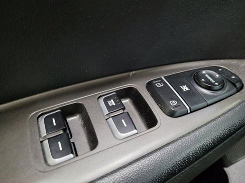 Used 2019 Kia Optima LX image 27