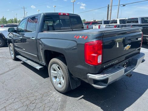 Used 2018 Chevrolet Silverado 1500 LTZ w/ Sport Package AWD/4WD image 7