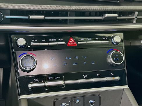 Certified 2026 Hyundai Santa Fe SE FWD image 15