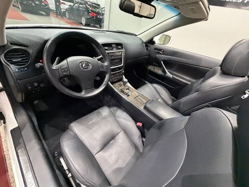 Used 2010 Lexus IS 250C RWD image 20