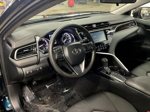 Used 2019 Toyota Camry LE image 17