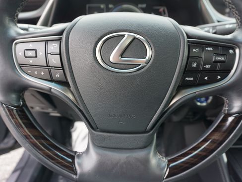 Used 2021 Lexus ES 300h w/ Premium Package image 9