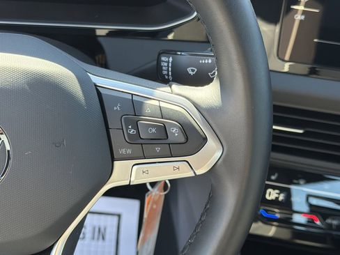 Used 2025 Volkswagen Jetta Sport image 26