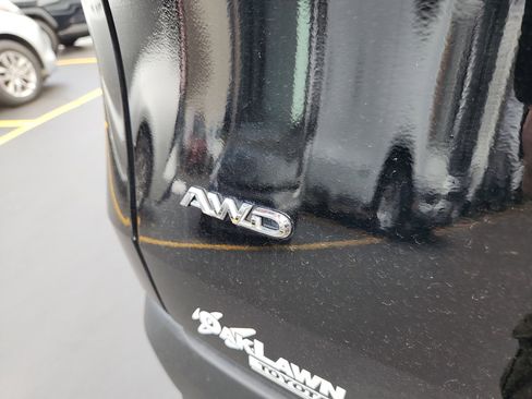 Certified 2025 Toyota Grand Highlander AWD image 28