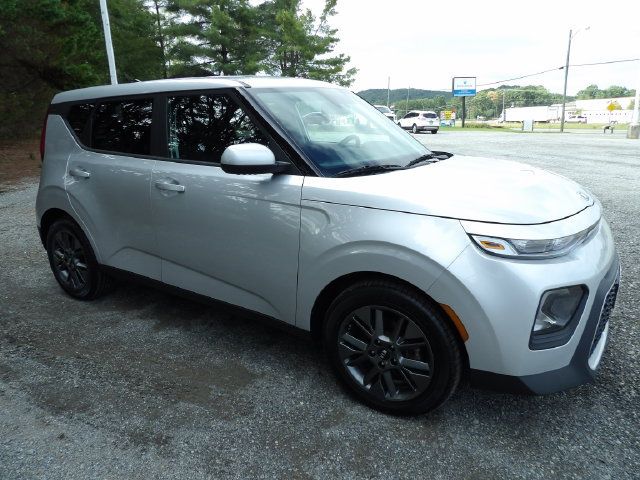 Used 2021 Kia Soul S FWD image 7