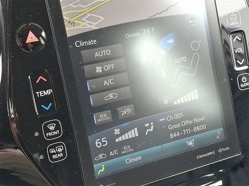 Used 2020 Toyota Prius Prime XLE image 16