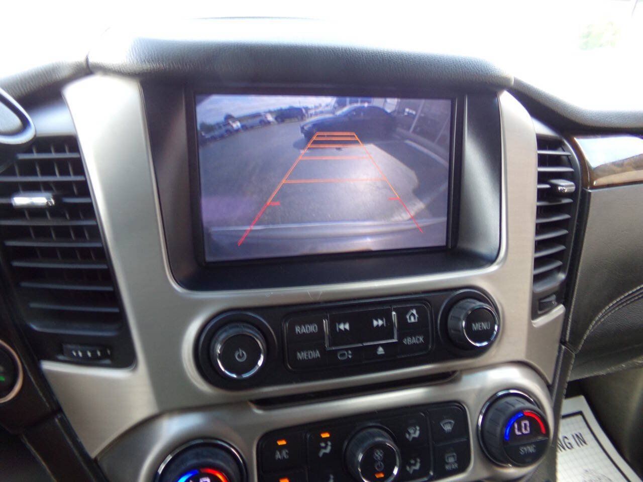 Used 2015 GMC Yukon Denali w/ Touring Package AWD/4WD image 67