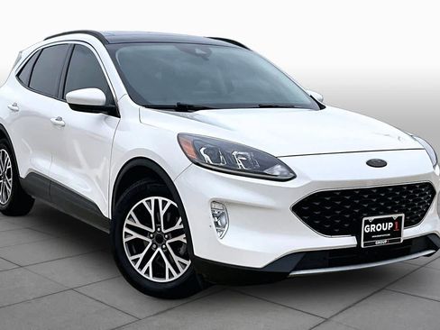 Used 2020 Ford Escape SEL FWD image 3