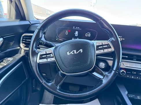 Used 2023 Kia Telluride LX FWD image 14